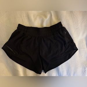 lulu lemon hotty hot shorts black